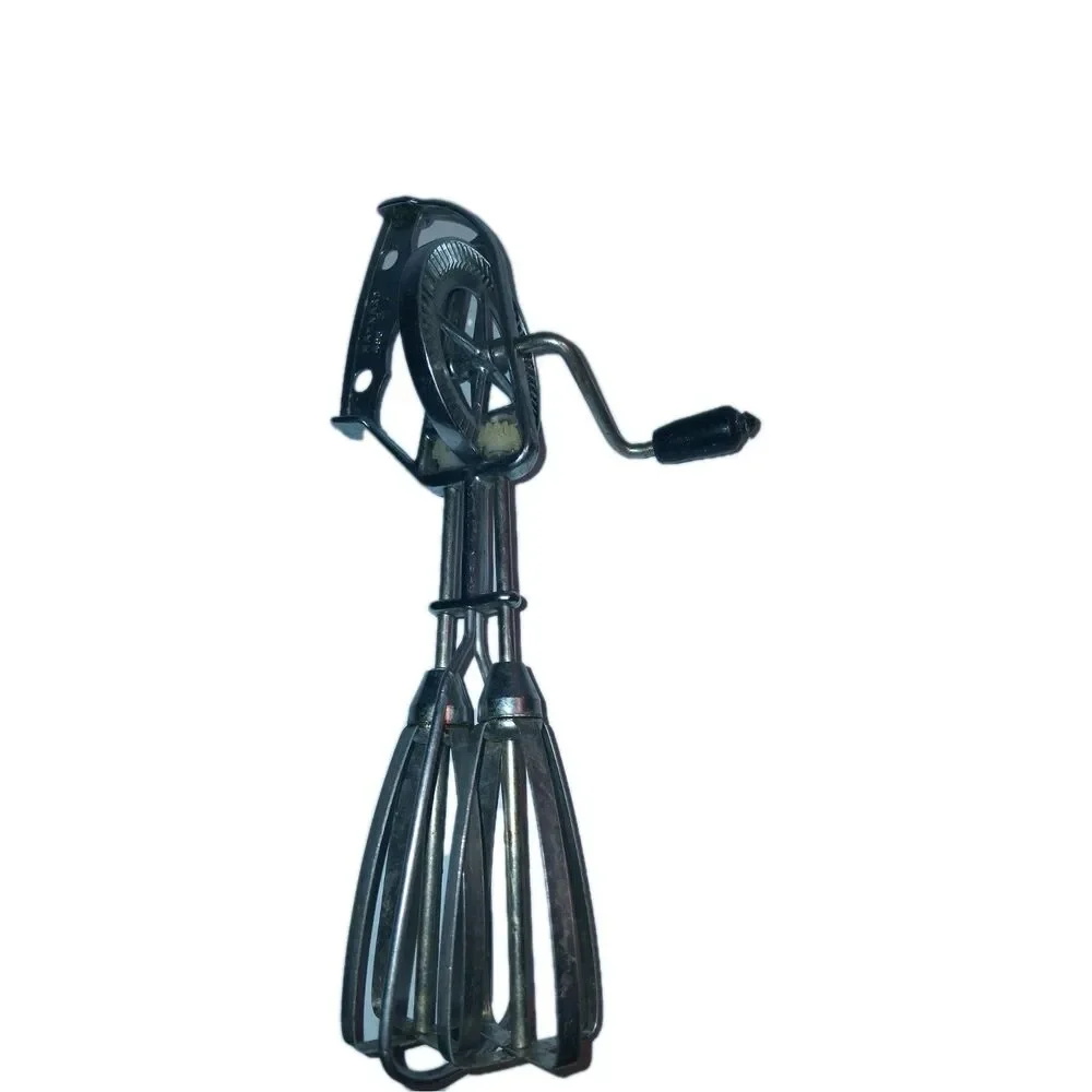 Maynard‎ 456 -1 Hand Held Egg Beater Mixer Black Handle Manual Mixer Vintage